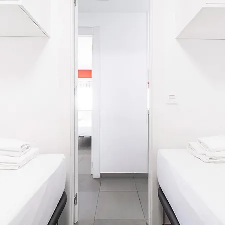 Rincon 3-c Levante 公寓 *